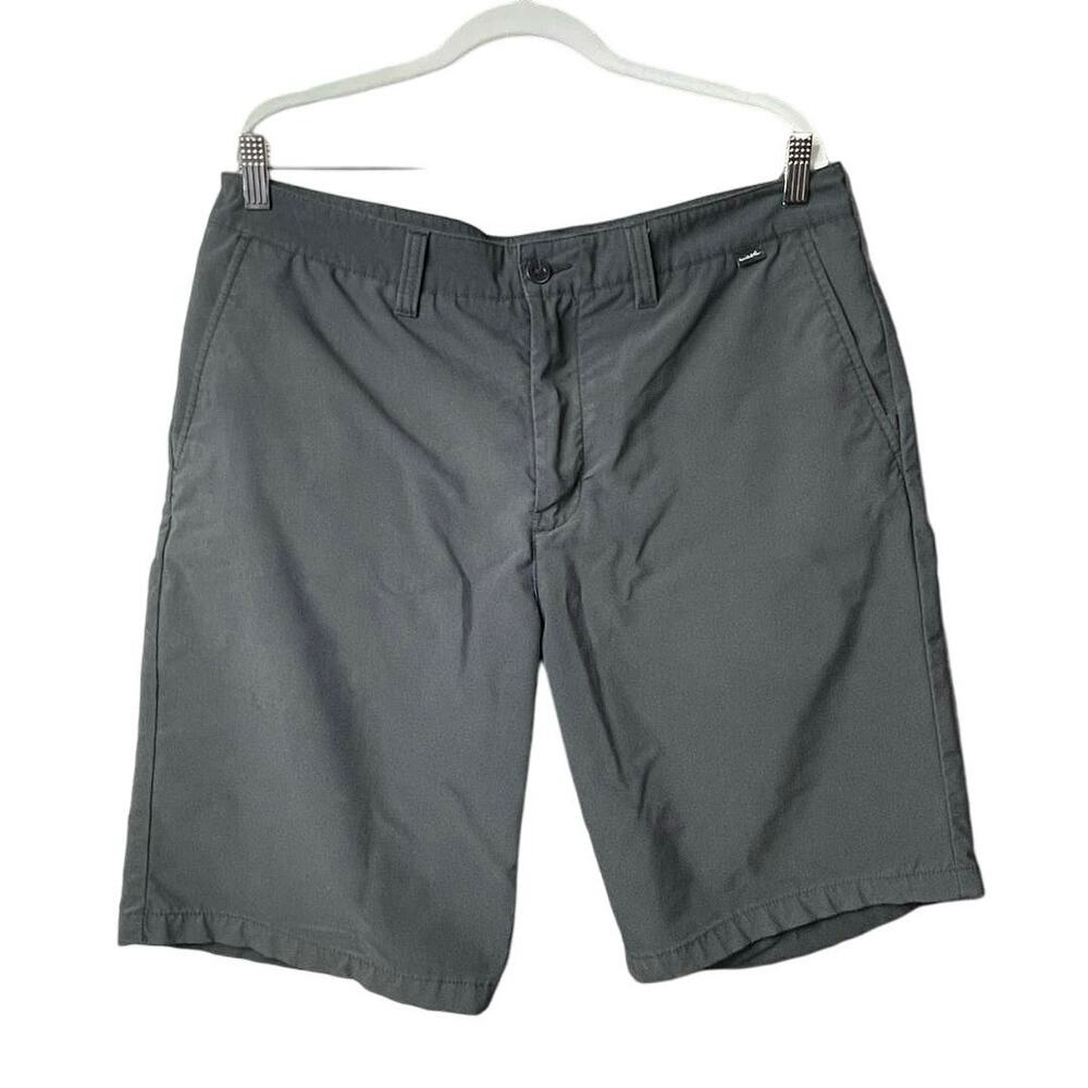 Travis Mathew Men's Shorts Size 36 Black Lightweight